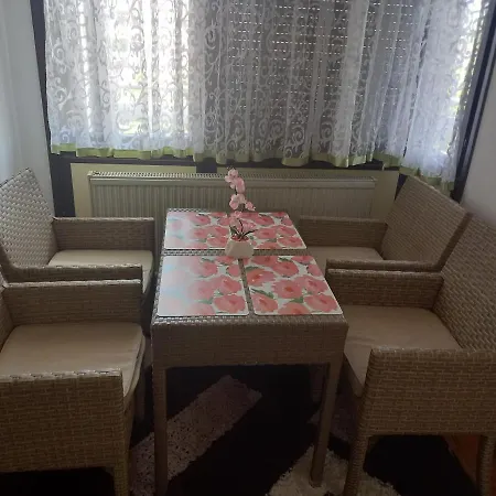 Apartman Lamija *